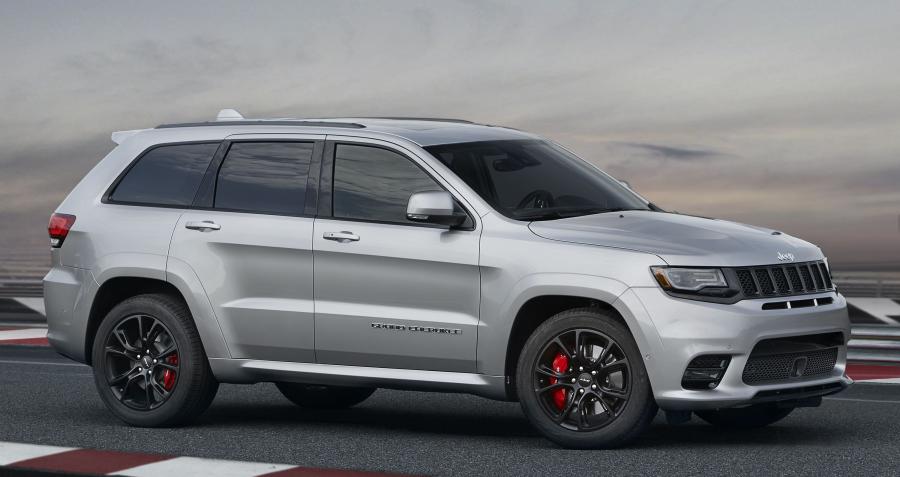  Jeep Grand Cherokee SRT 2016 года  (фото 2 из 5)